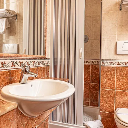 Miami Hotel 3*