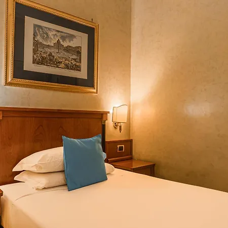 Miami Hotel 3*