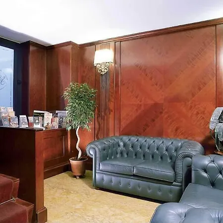 Miami 3*